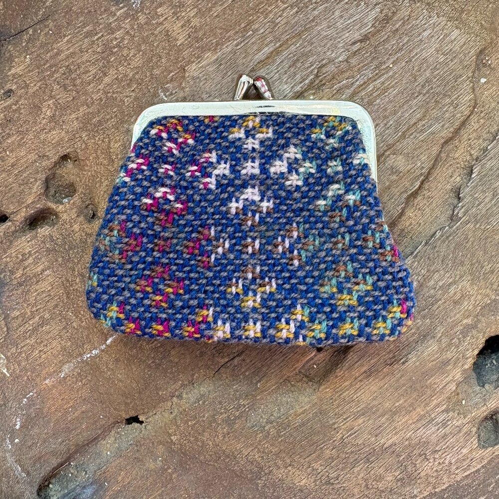 Vintage wool kiss-lock coin purse made in Wales Welsh UK cute small goods